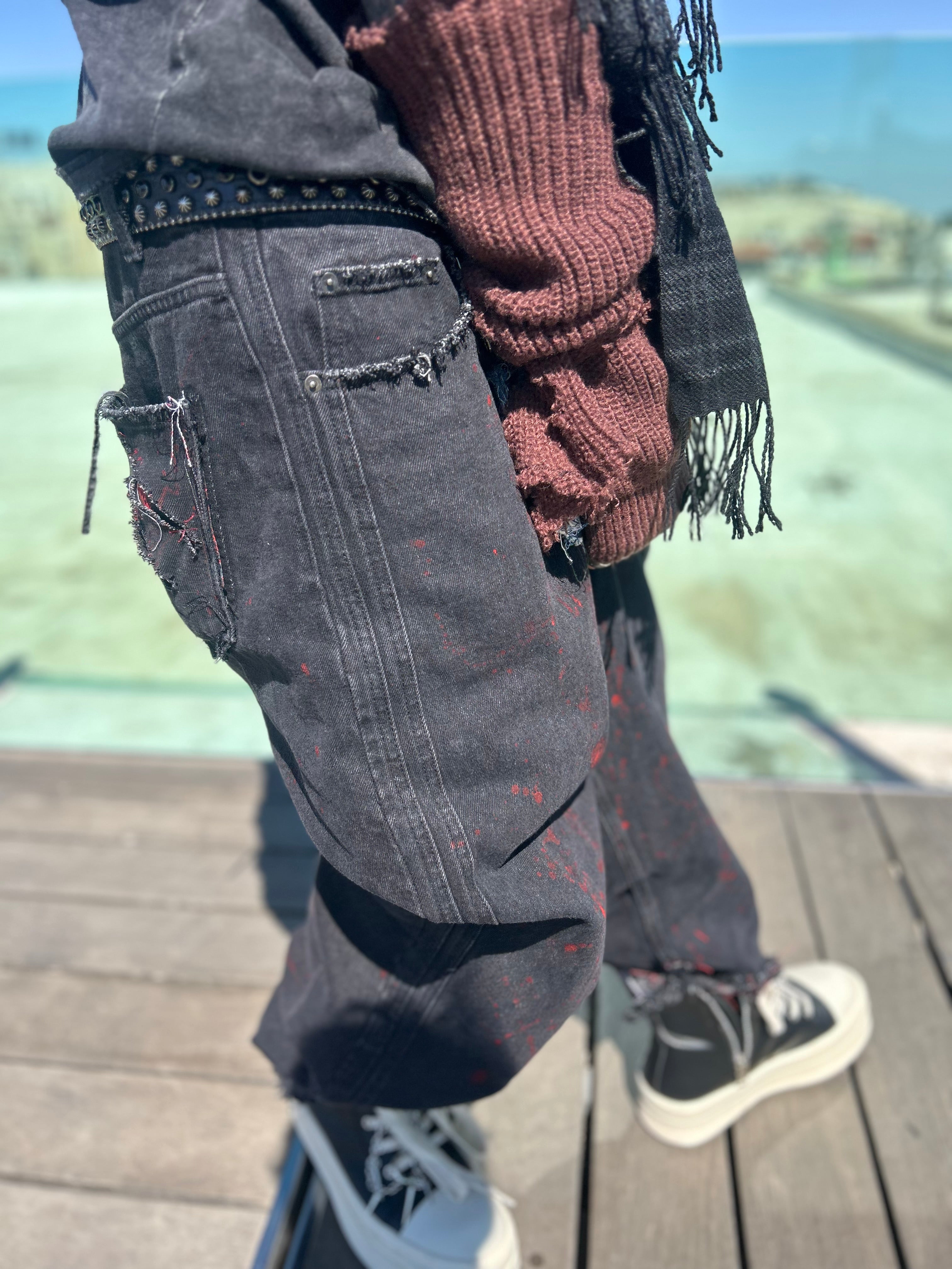 BLACK Jeans